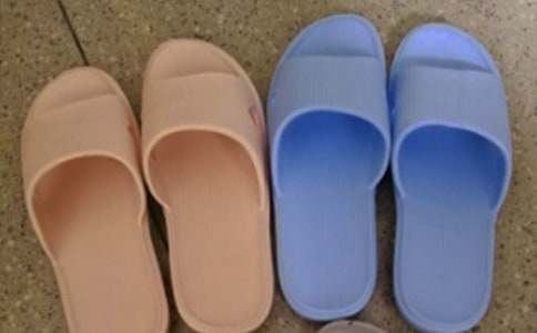 大班教案:彩色小拖鞋