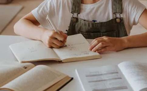 �������300�֡�����10ƪ��