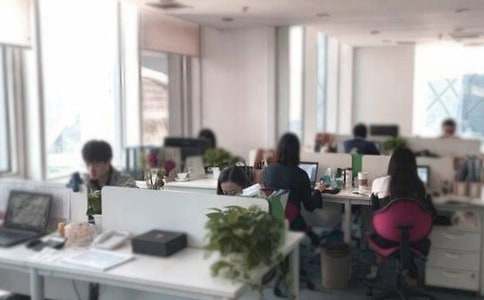 �칫�Ұ�Ǩ��֪ͨ����12ƪ