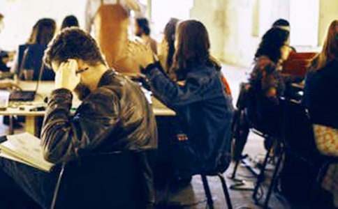 大学生贫困补助申请书(15篇)