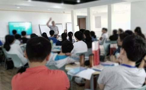 ��Ҫ���Ǻ�«��ѧ��˼����ѡ7ƪ��