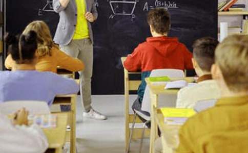 小学《国防教育》教案