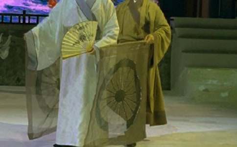 大班欣赏《京剧脸谱》教案