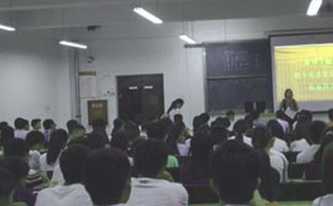 竞聘店长个人演讲稿