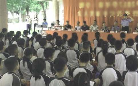 ����ɢѧ����У��������(��ѡ15ƪ)