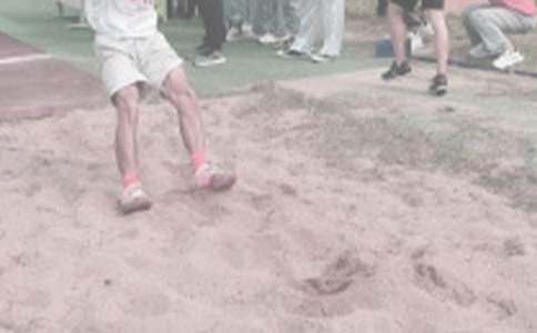 ������������Զ���κ��ѧ��˼���ģ�ͨ��5ƪ��