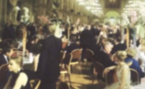 【优】大学生周末舞会策划书