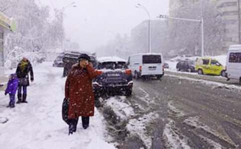 С�����ԿΡ���ѩ�ˡ�˵�θ�