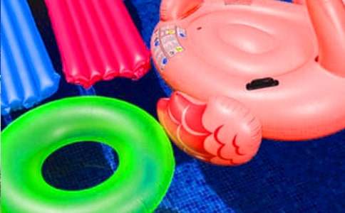 ��ʵ������ѧ��˼