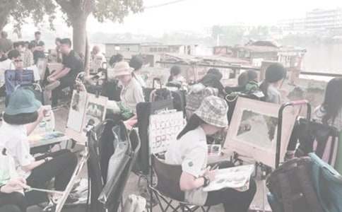 ���г��ֲ�д��˵�θ�