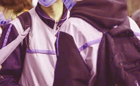 挑战国旗下中学生讲话稿范文