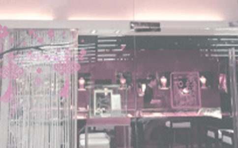 �鱦�곤���չ����ܽ�